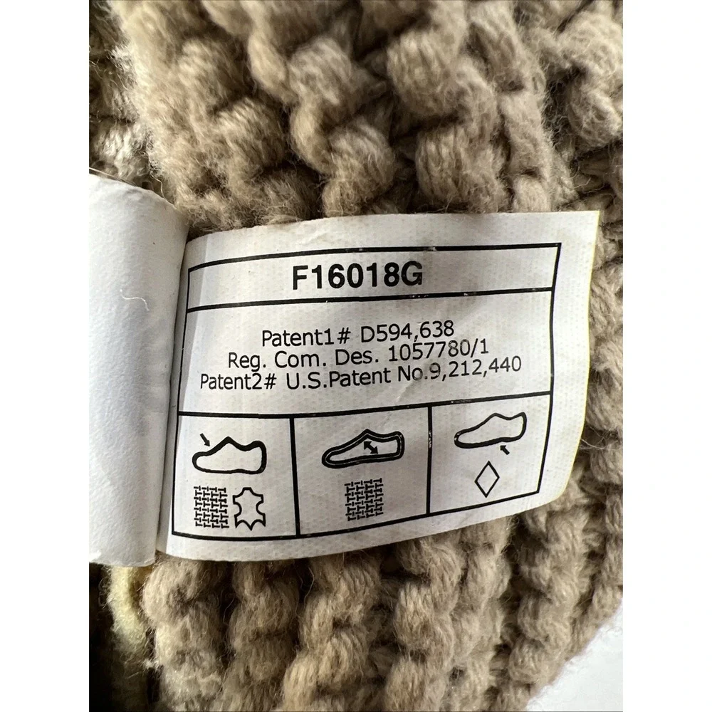 UGGs Tan Upper Knit Sweater Foldover‎ Cuff Size 5